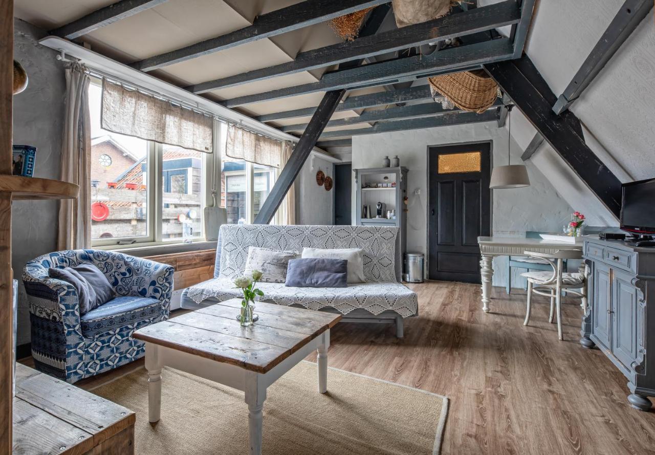 Smederij Texel Bed & Breakfast De Cocksdorp  Bagian luar foto
